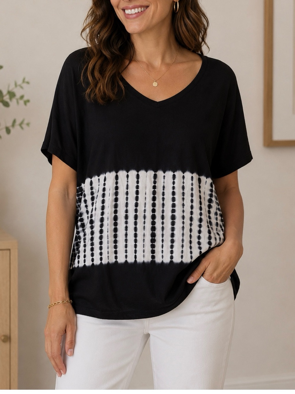 Chico's Black & White Tie-Dye Dot Stripe V-Neck Short Sleeve Top